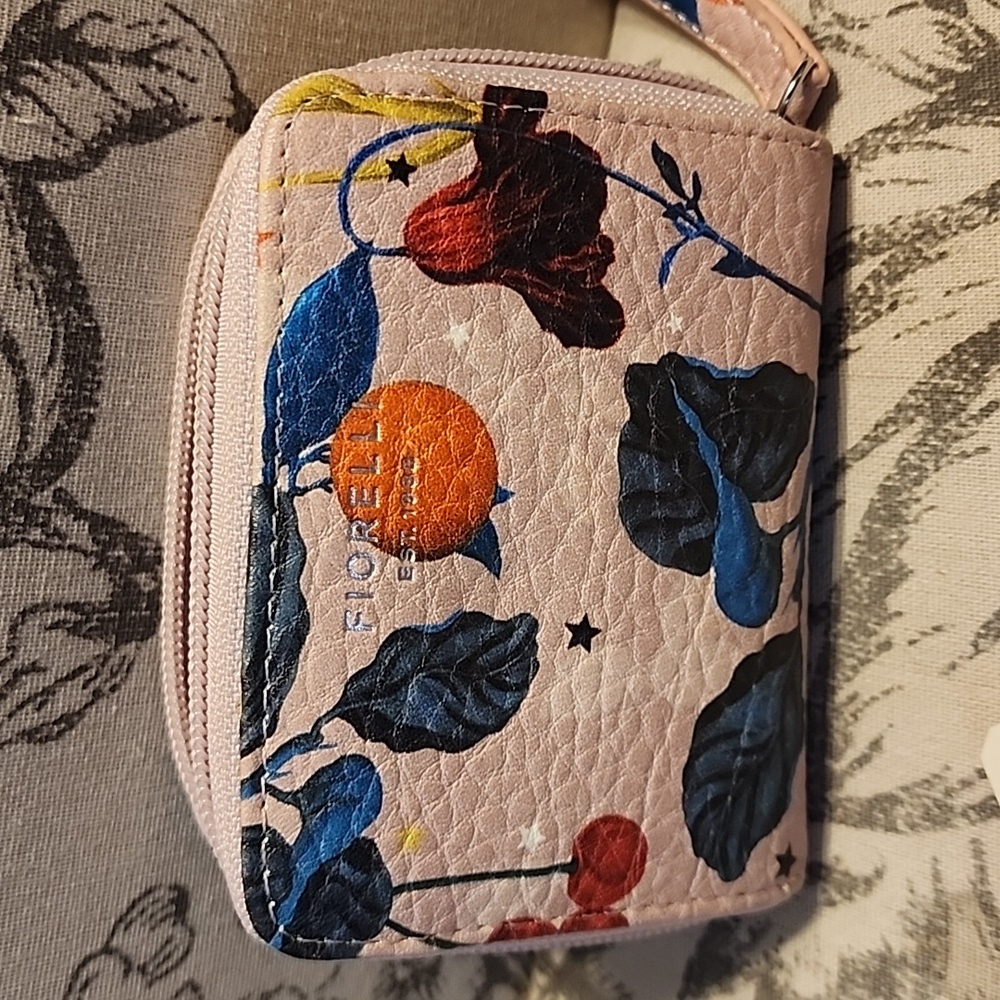 Fireflies Spencer small zip around wallet